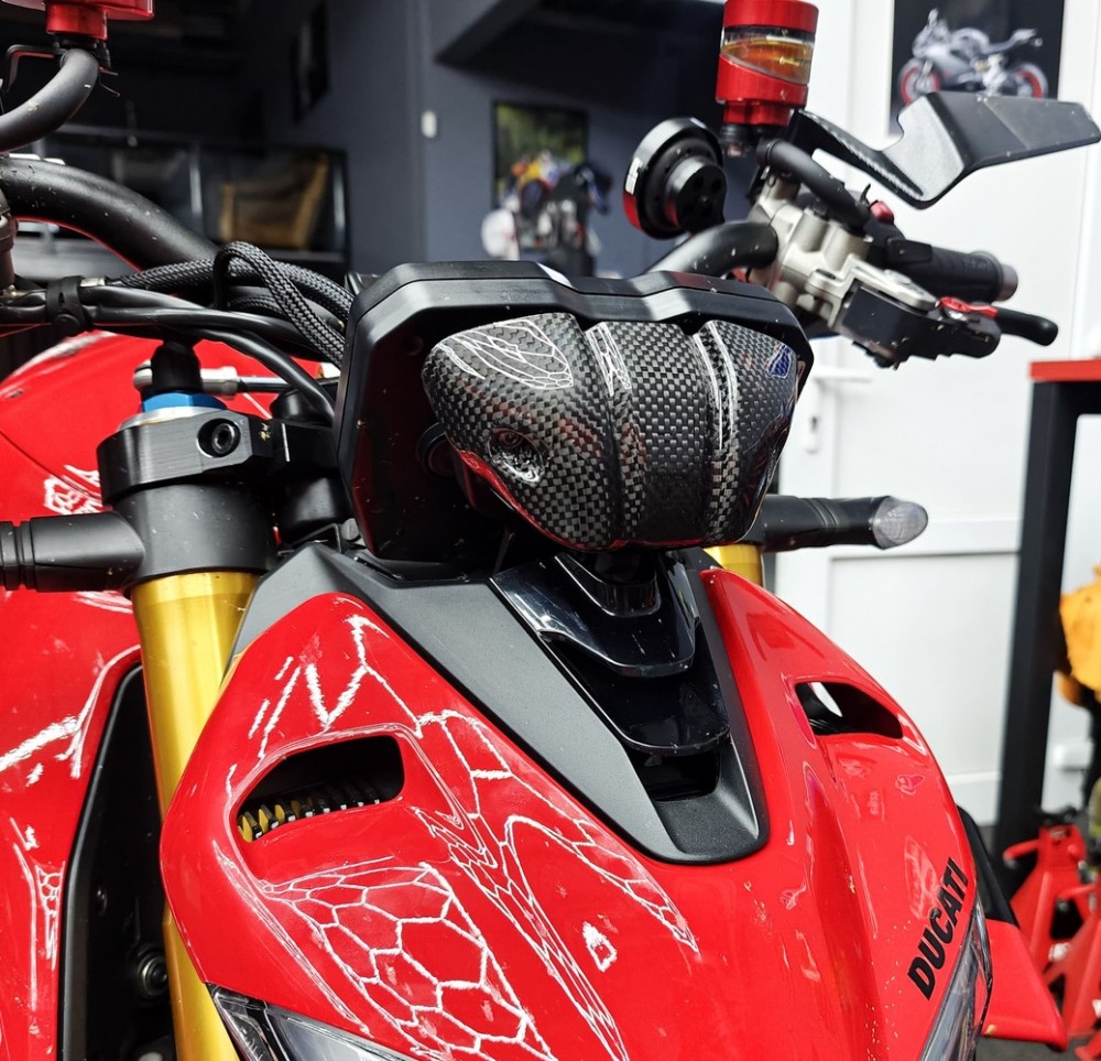 Ducati Streetfighter V4 Carbon Fiber Dash Cover