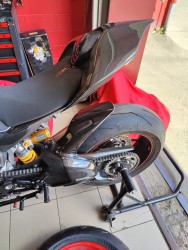Ducati Panigale V4/Streetfighter V4 Swingarm Cover with Slider